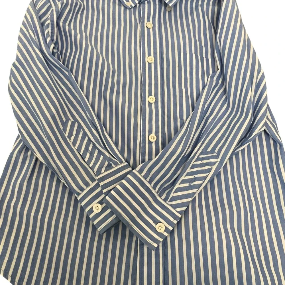 IZOD Boys Long Sleeve Button Down Shirt Size 8 Blue‎ White Stripe Pocket Logo